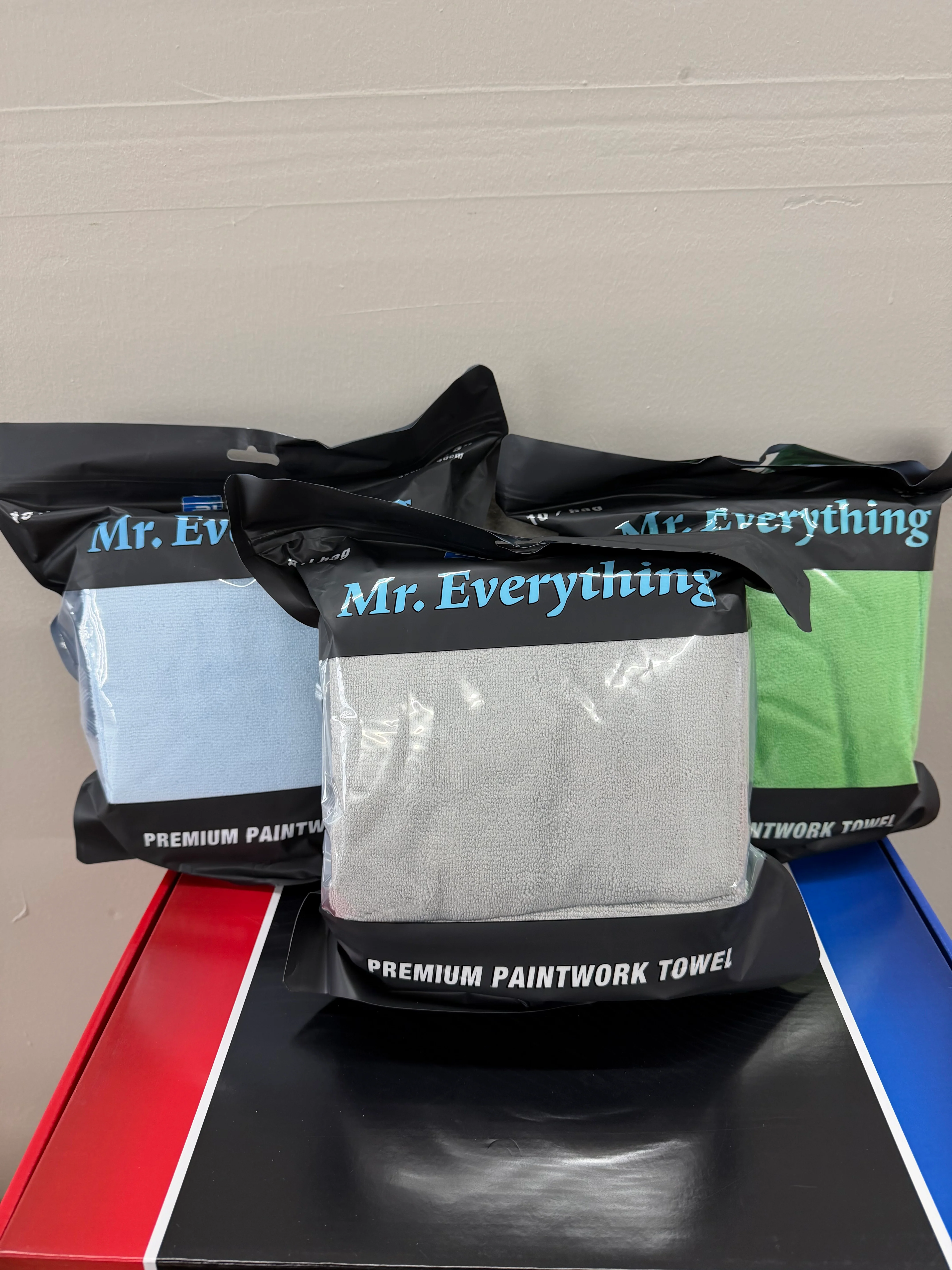 Autofiber [Mr. Everything] Premium Paintwork Towel (16 in. x 16 in., 390 gsm) 10 pack - Image 4
